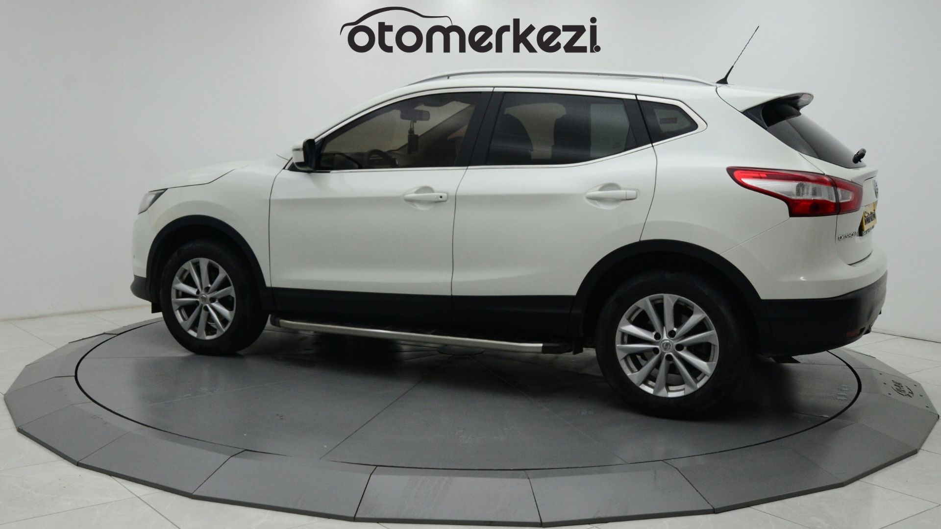 NISSAN QASHQAI 12