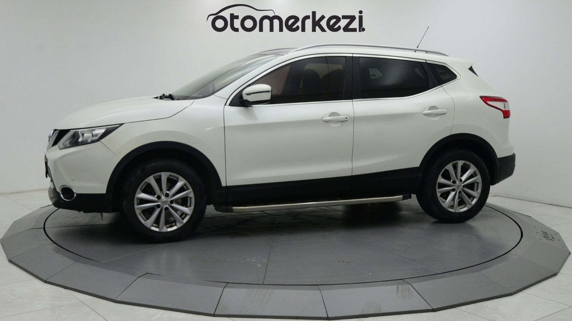 NISSAN QASHQAI 14
