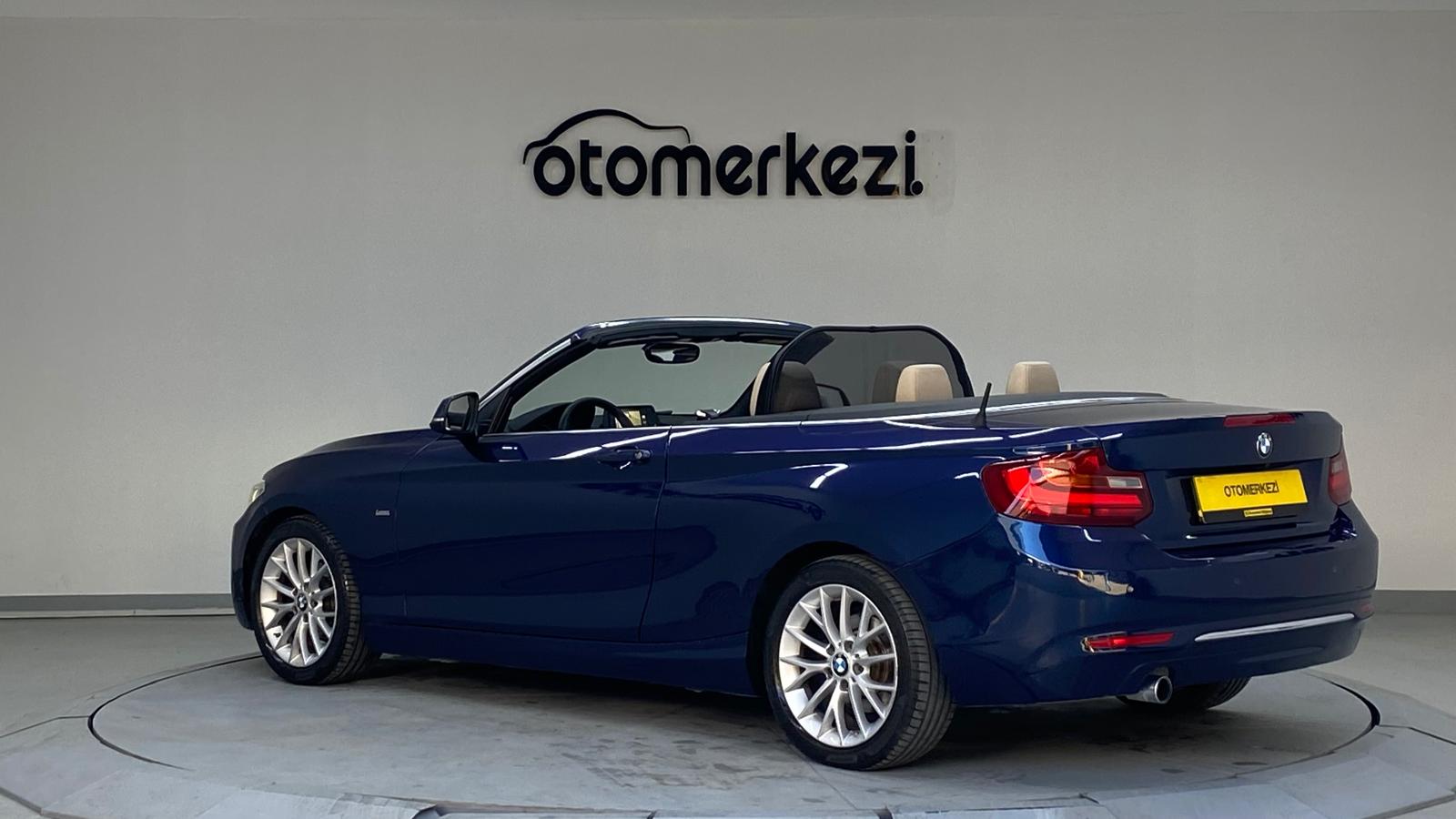BMW 218i 21