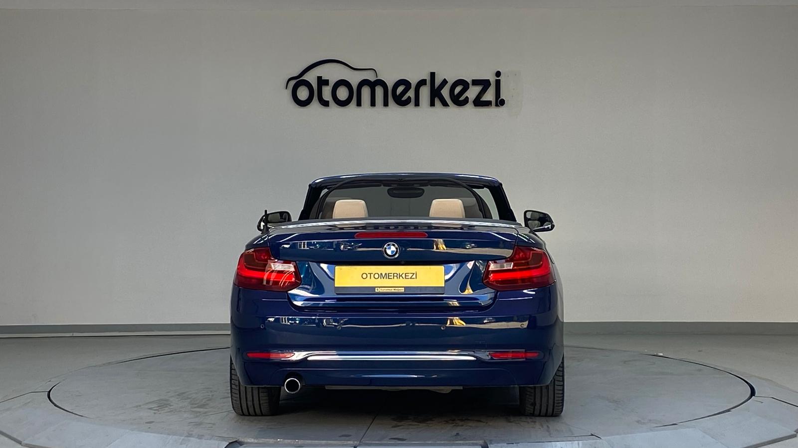 BMW 218i 23