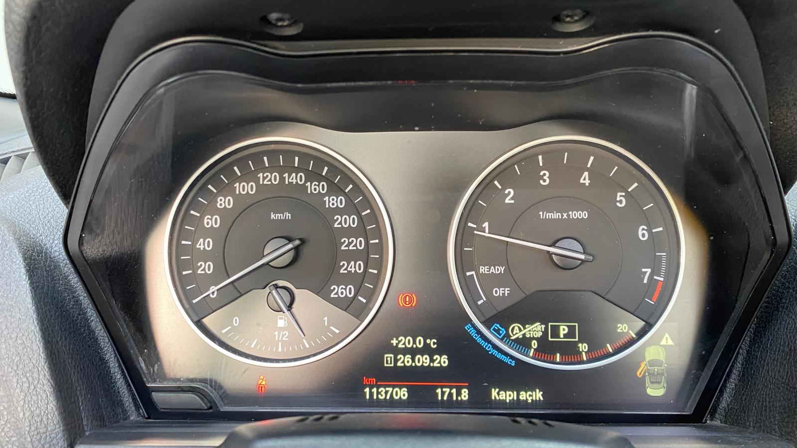BMW 218i 16