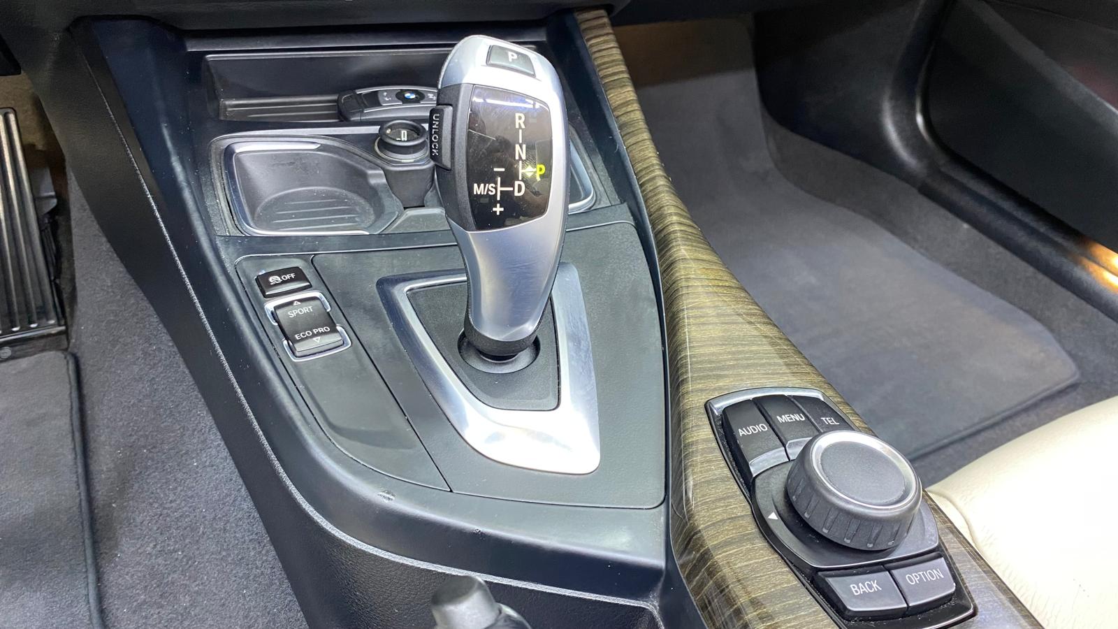 BMW 218i 19