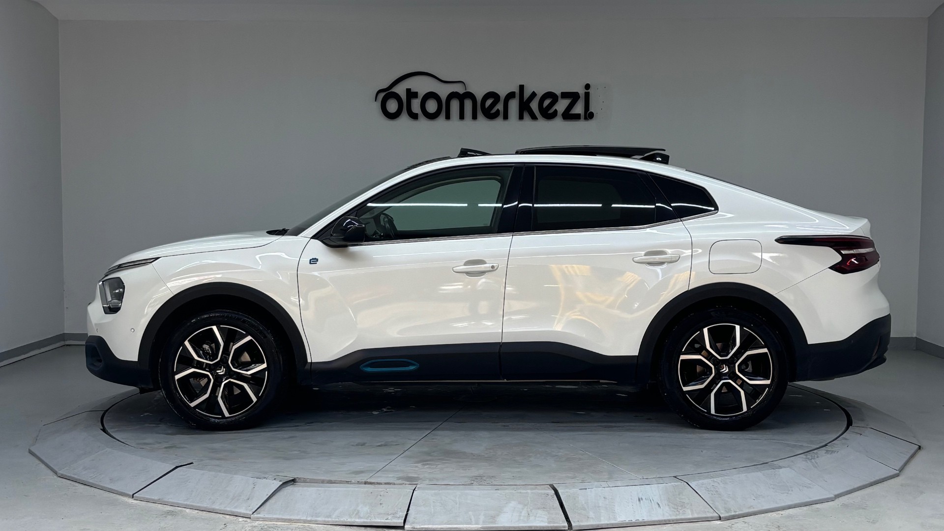 Citroen E-c4 X Shine Bold 100 Kw 2