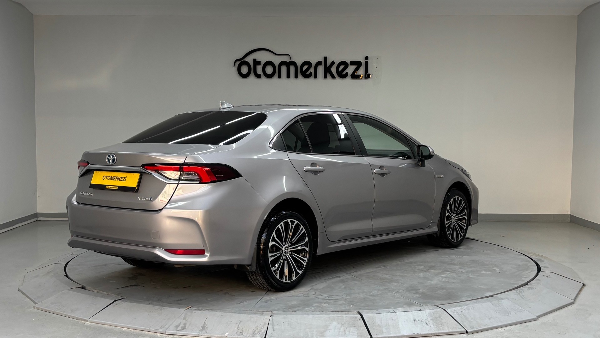 TOYOTA COROLLA 16