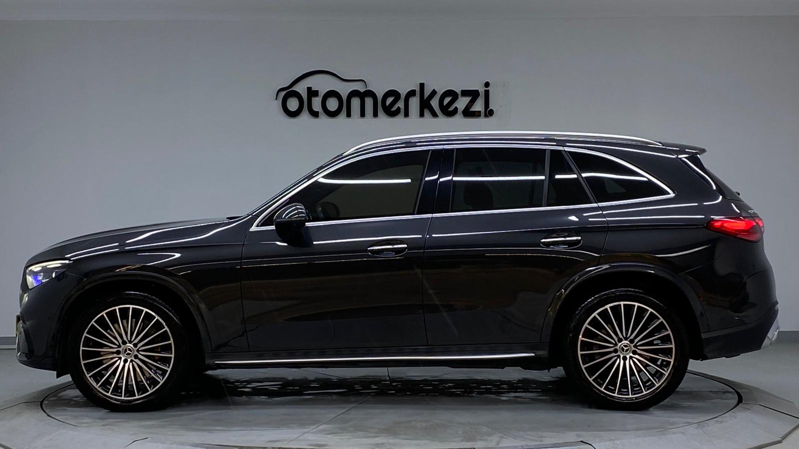 MERCEDES GLC 4