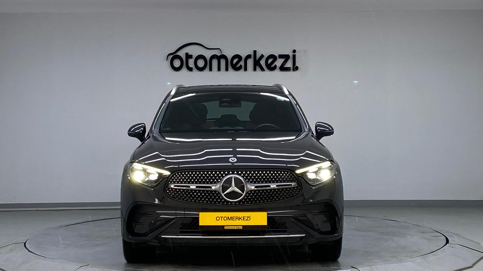 MERCEDES GLC 7