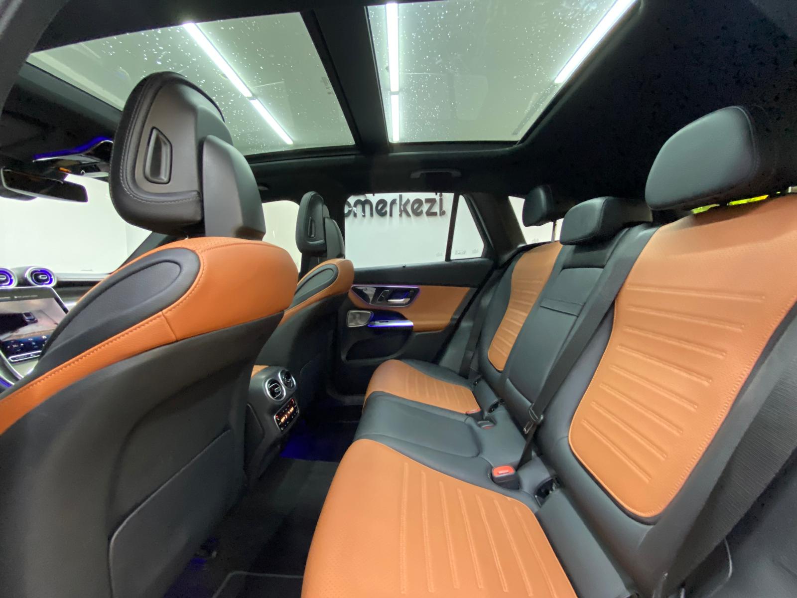 MERCEDES GLC 9