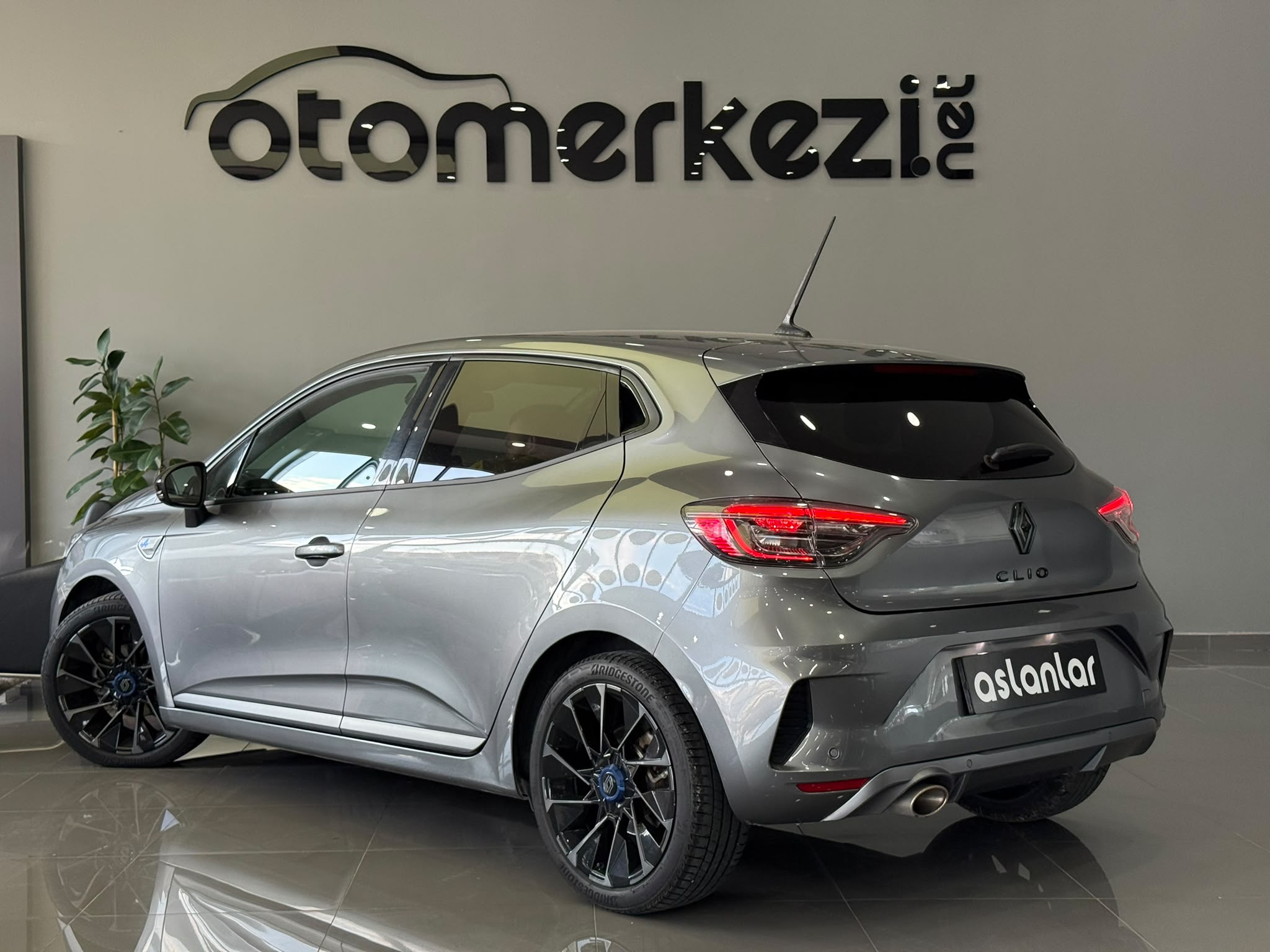 Renault Clio Techno Esprit Alpine 1.0 Tce X-tronic 90 7