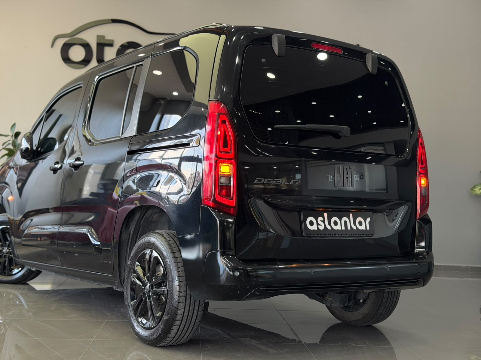 FIAT DOBLO 24