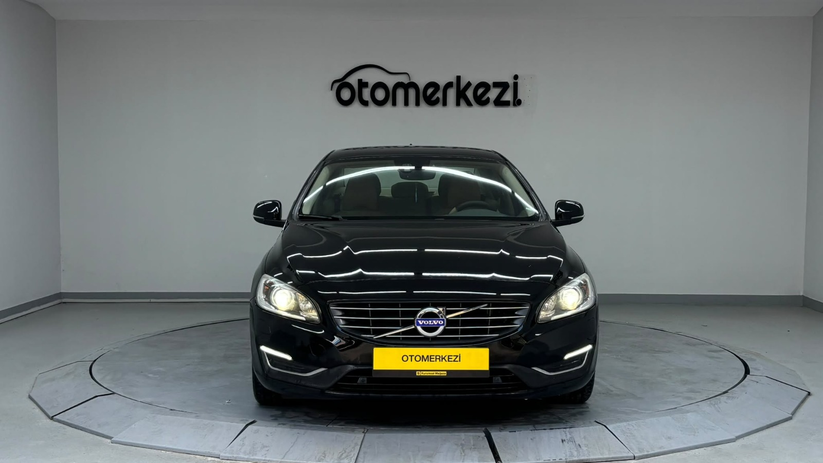 Volvo S60 1.5 T3 Premium Geartronic 2