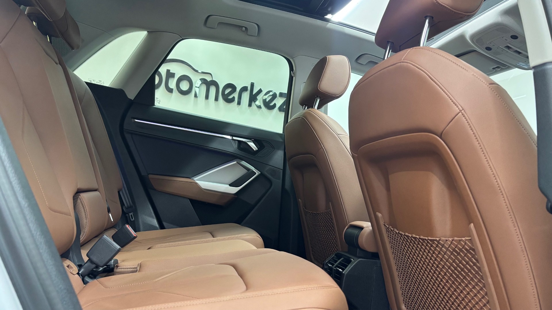 AUDI Q3 18