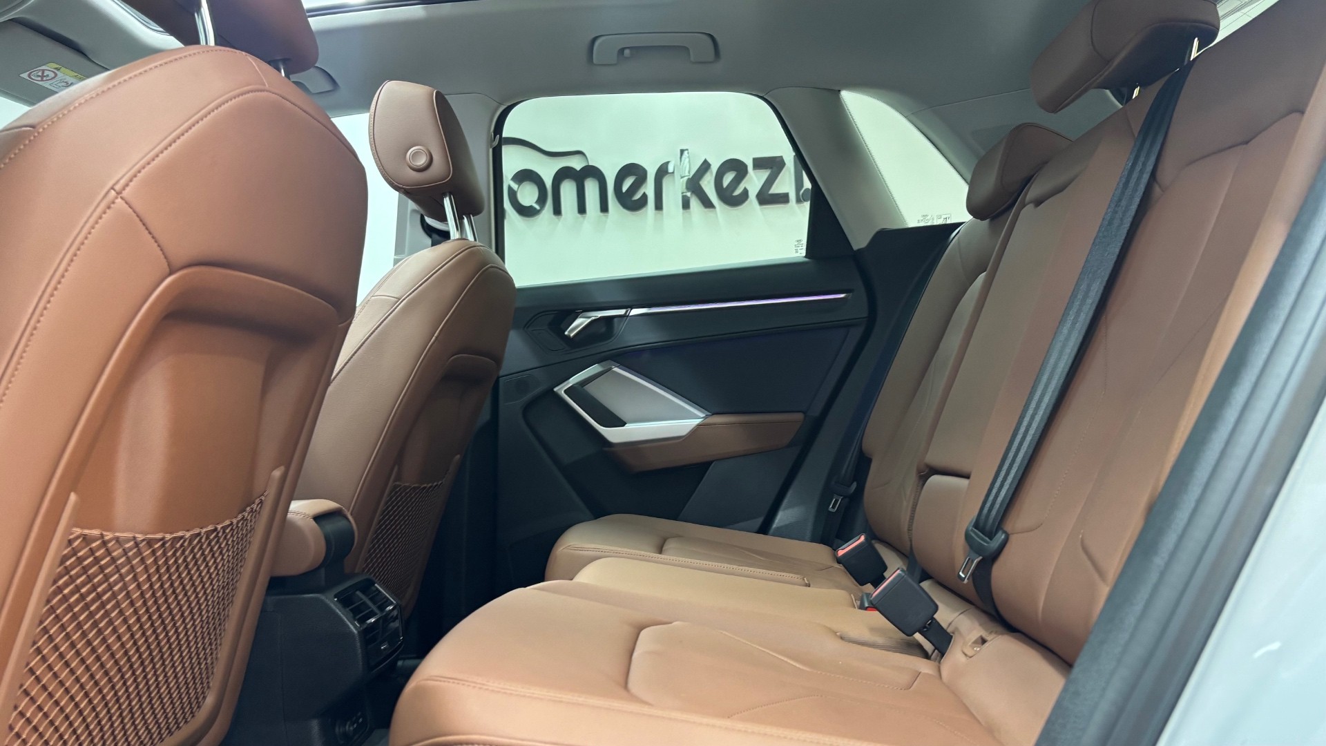 AUDI Q3 27