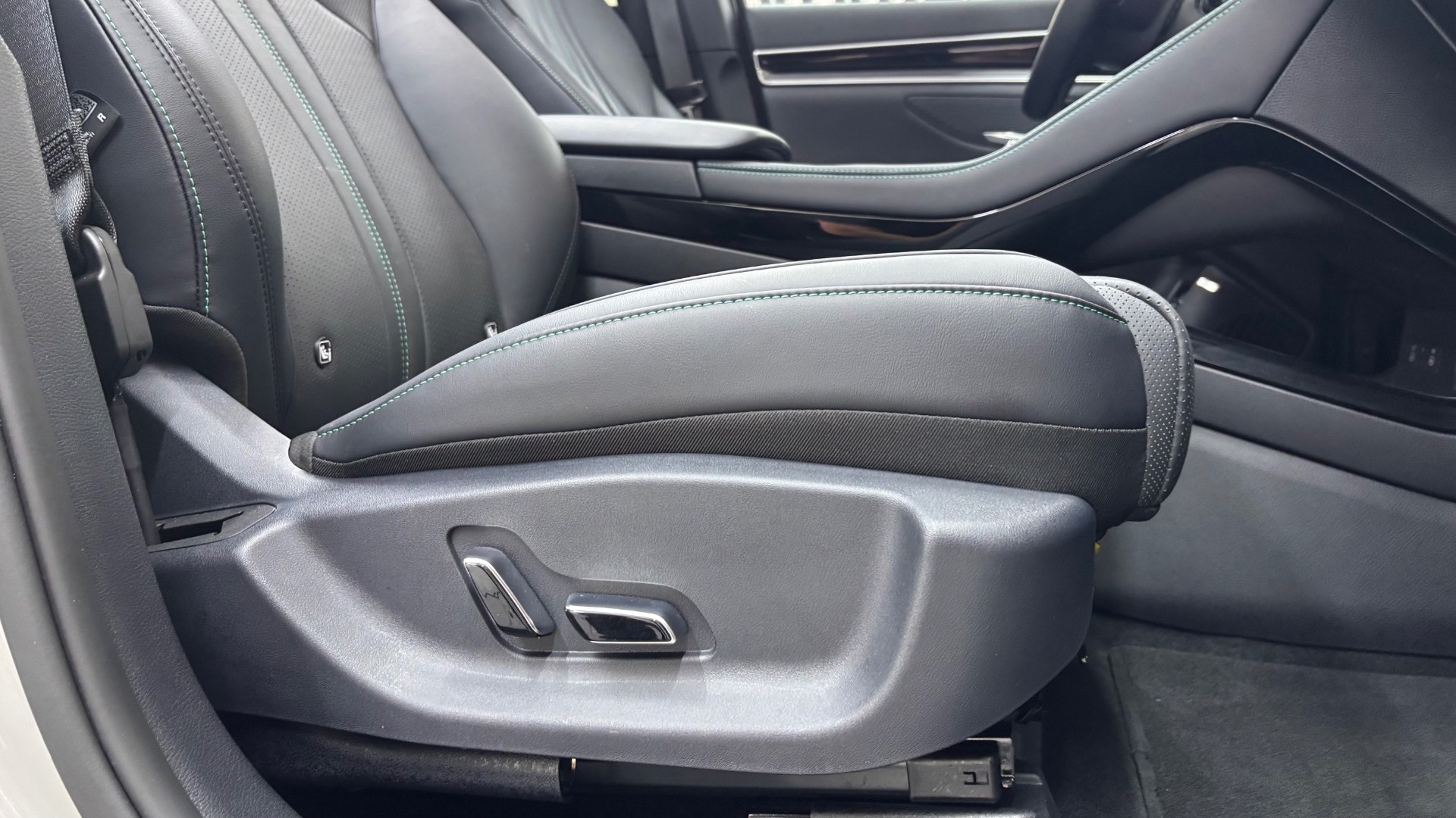 BYD SEAL 5