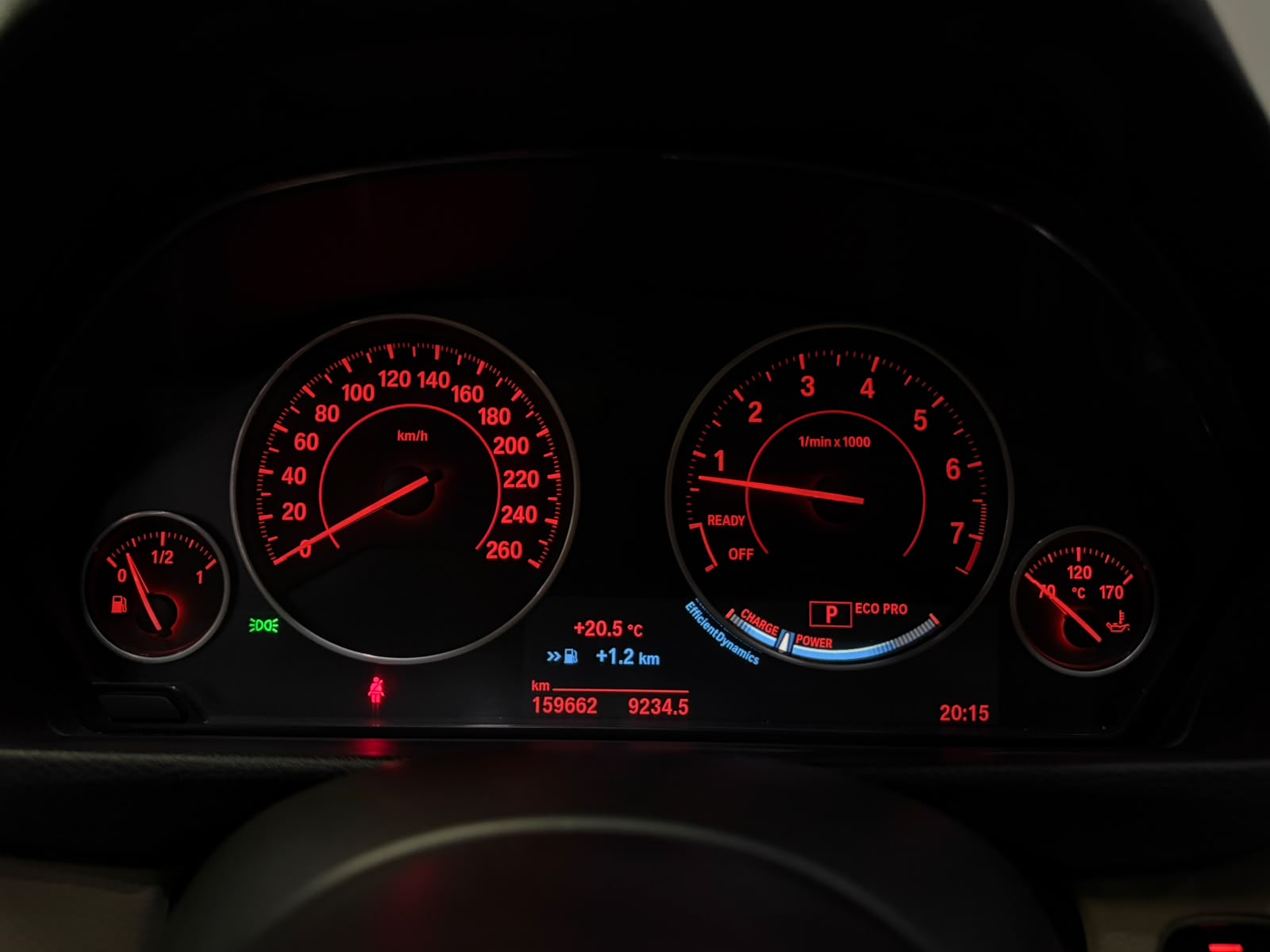 BMW 320i 15