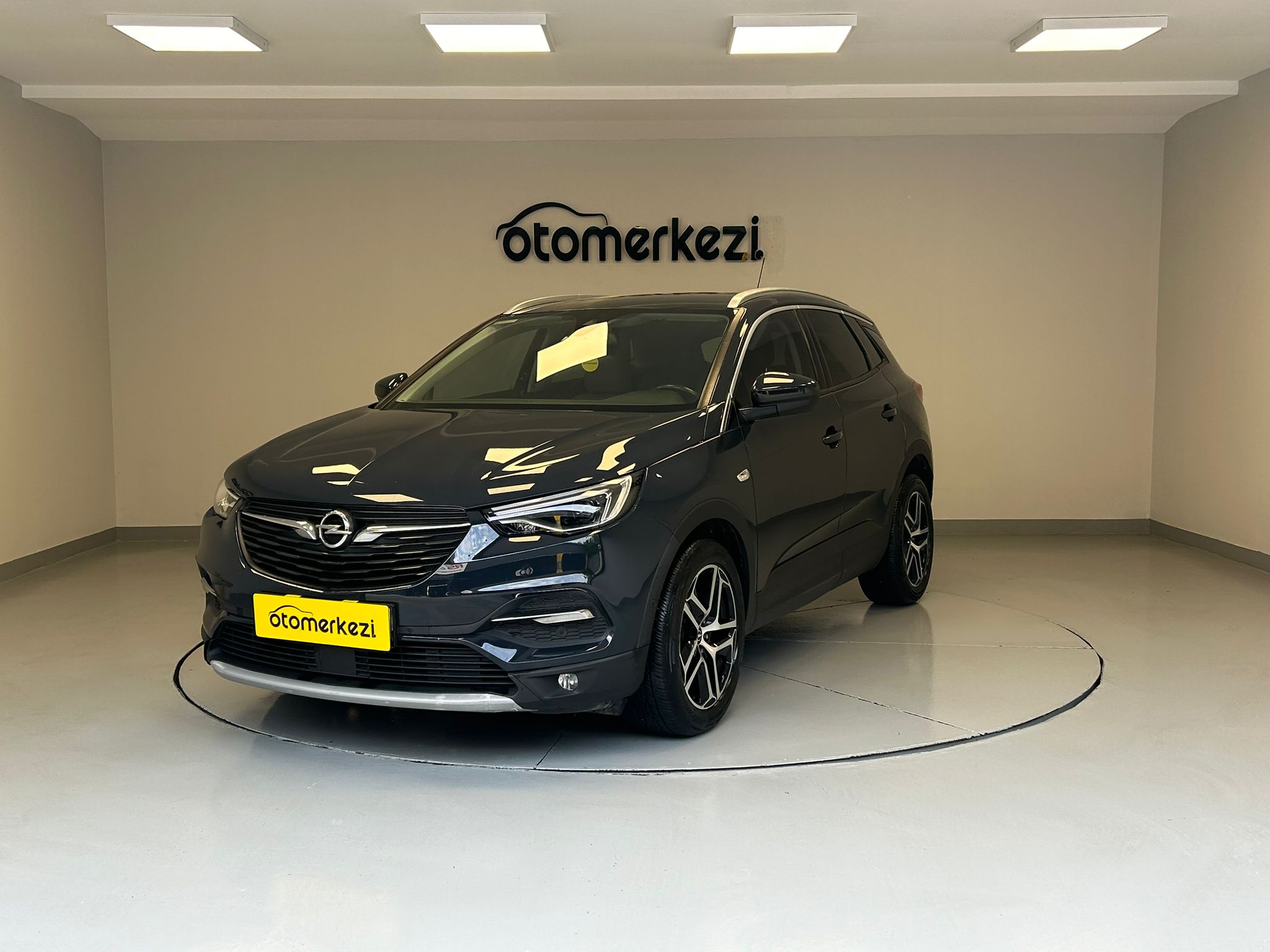 OPEL GRANDLAND 1