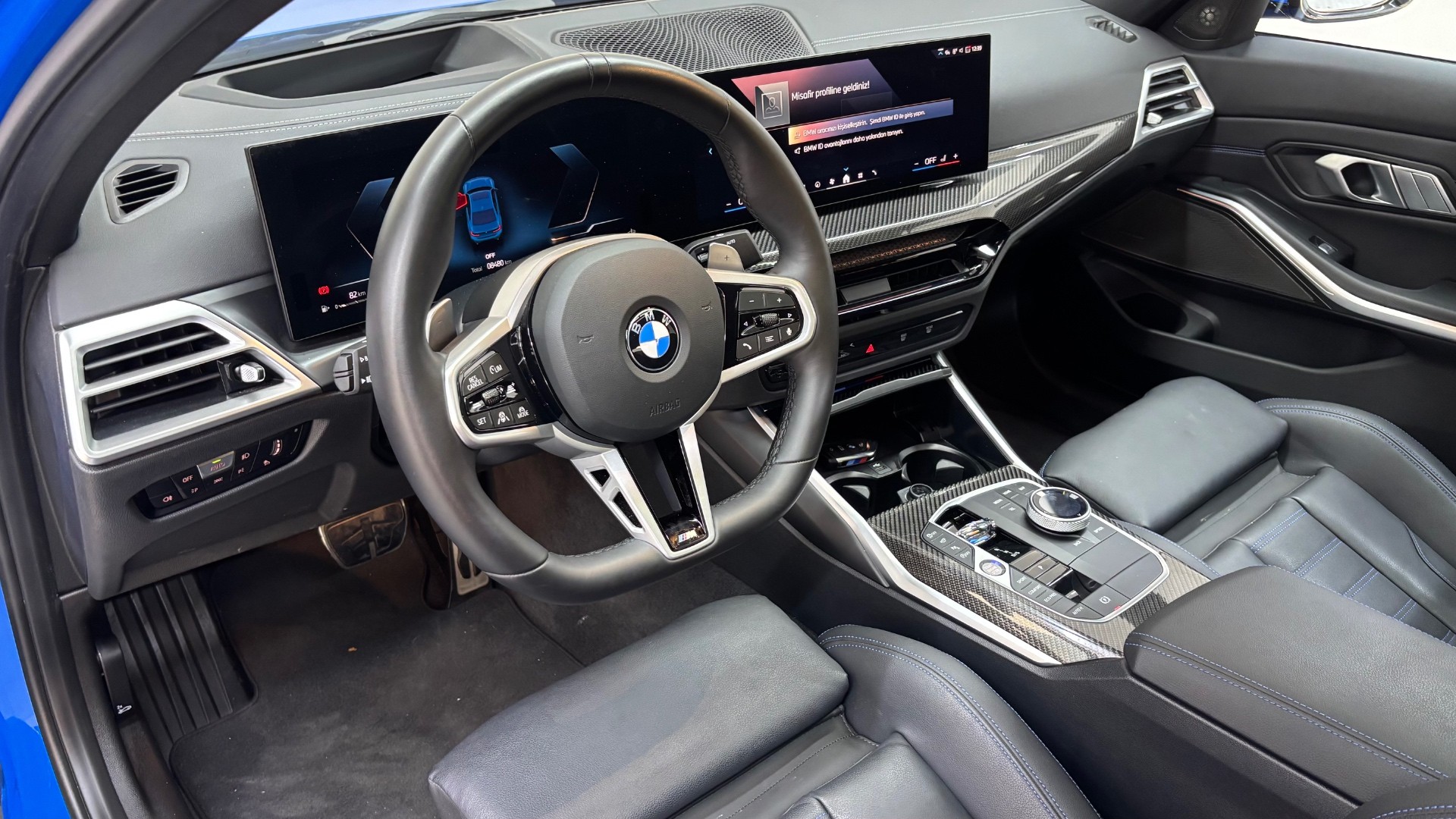 BMW 320i 26