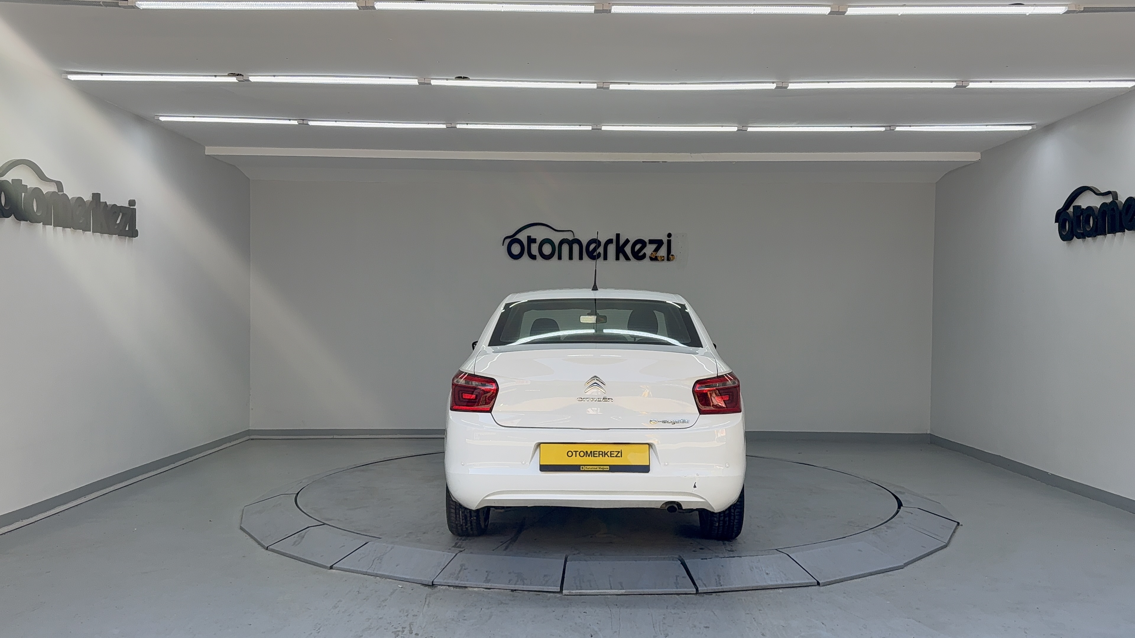 CITROEN C-ELYSEE 11