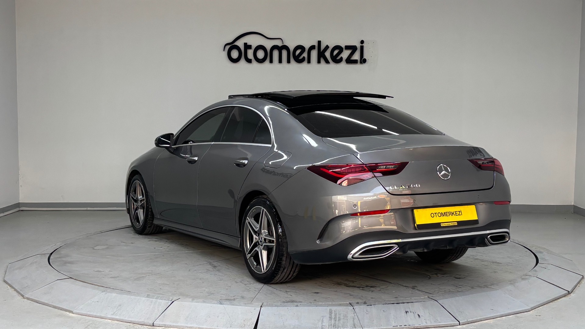 MERCEDES CLA 11