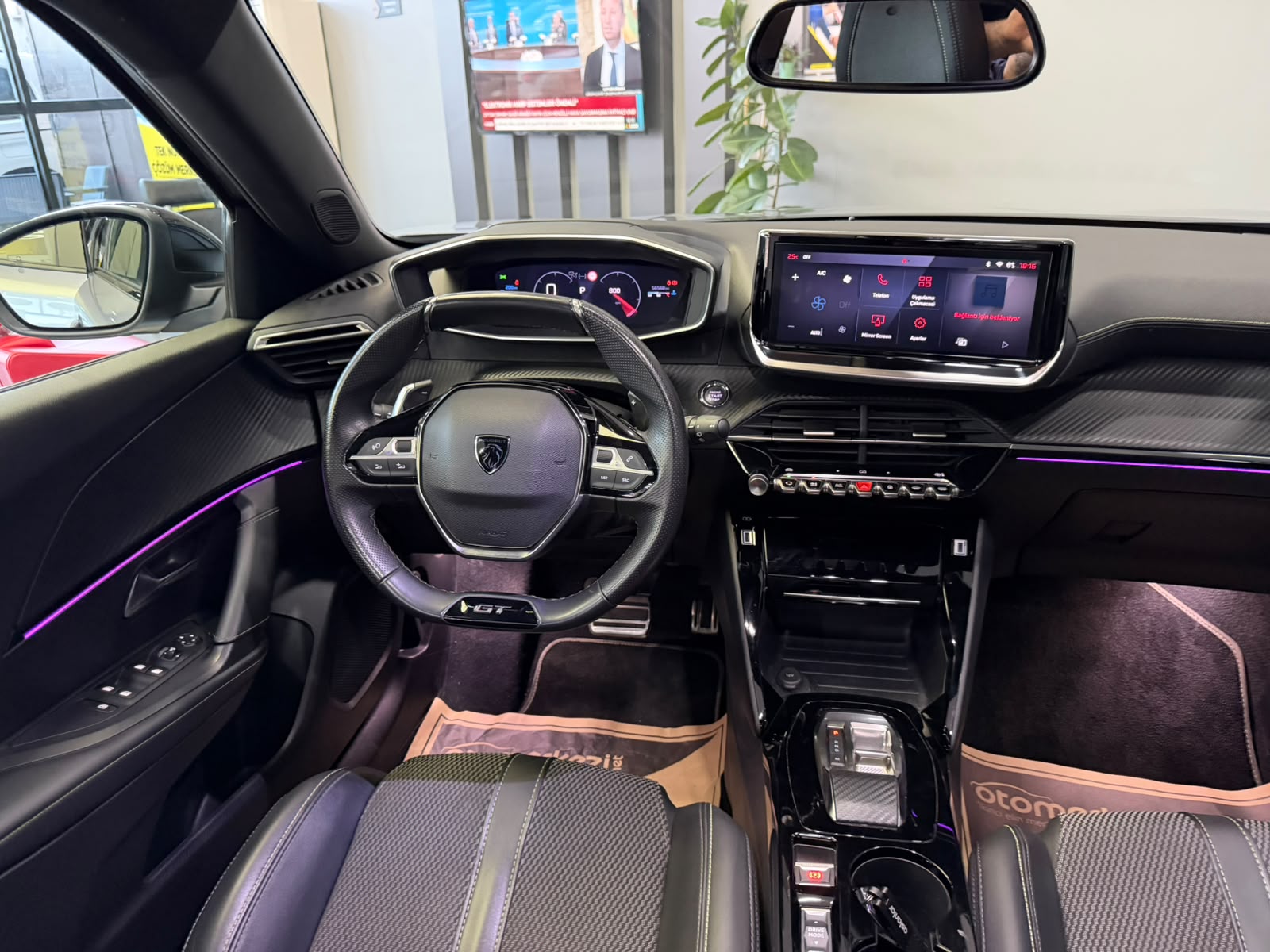 PEUGEOT 2008 16