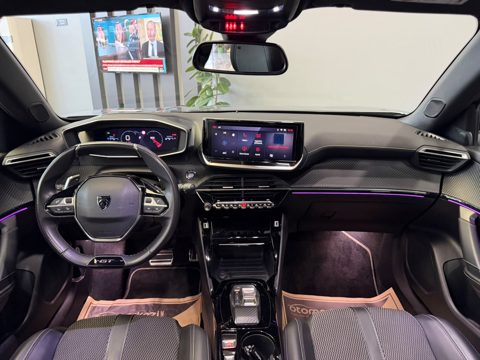 PEUGEOT 2008 23
