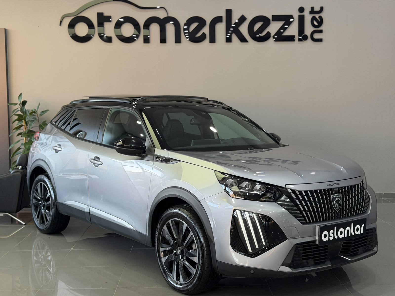 PEUGEOT 2008 2