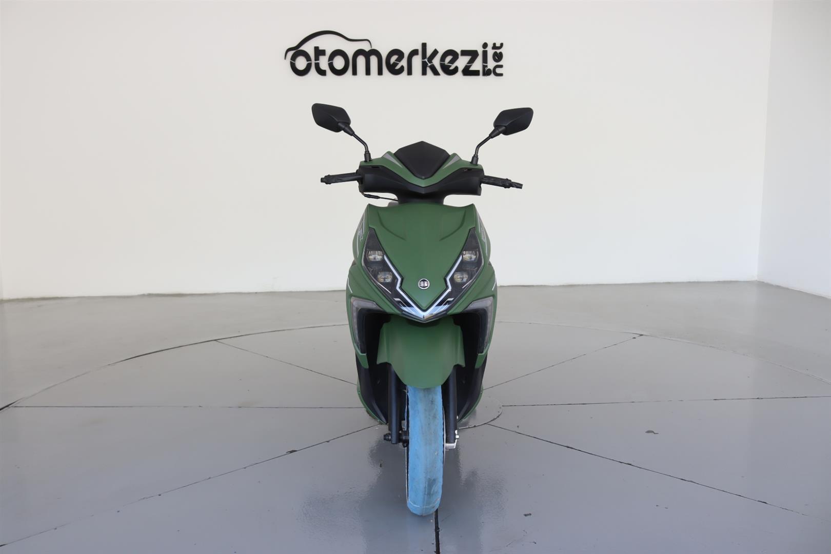 MOTORSIKLET YUKI 9