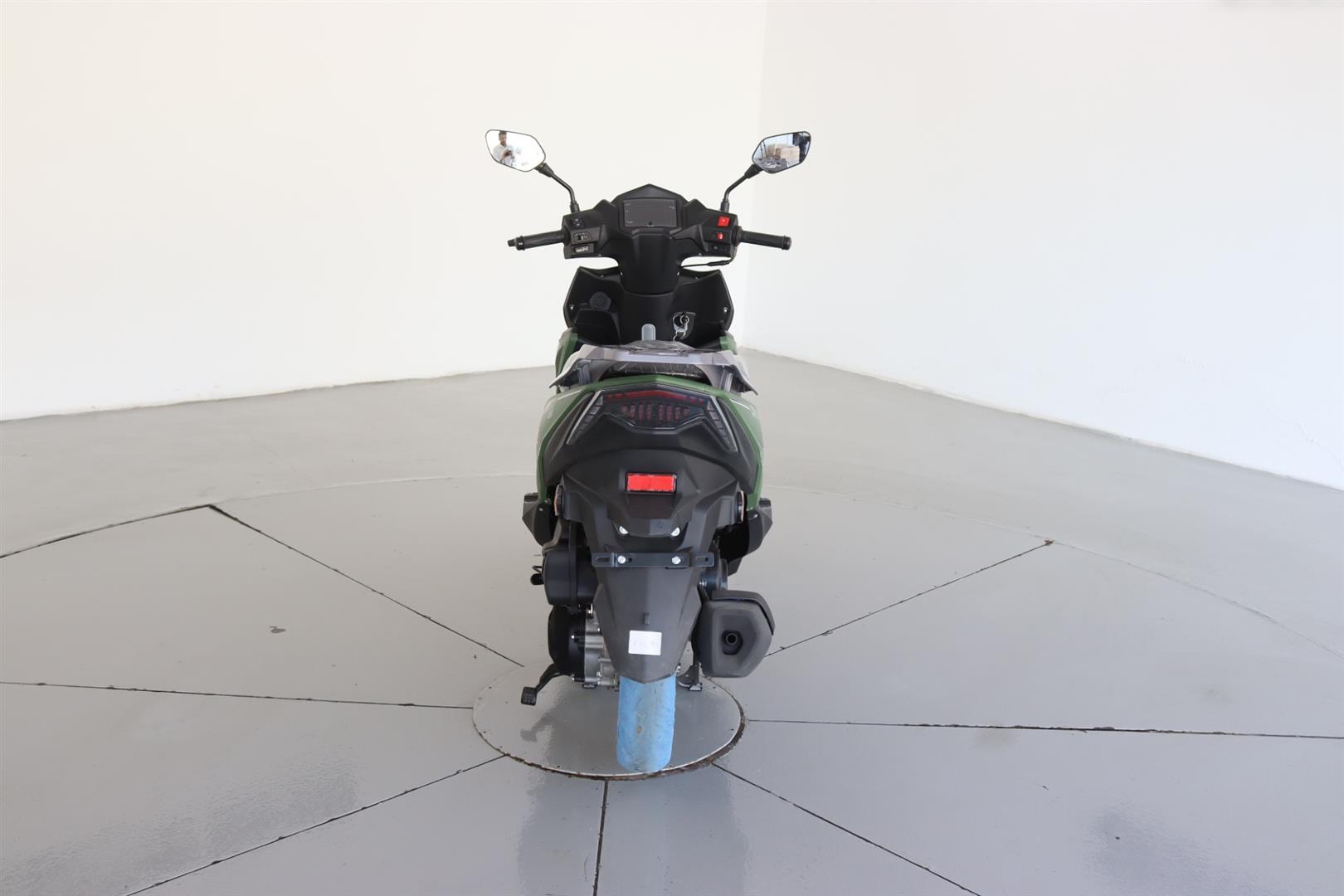 MOTORSIKLET YUKI 11